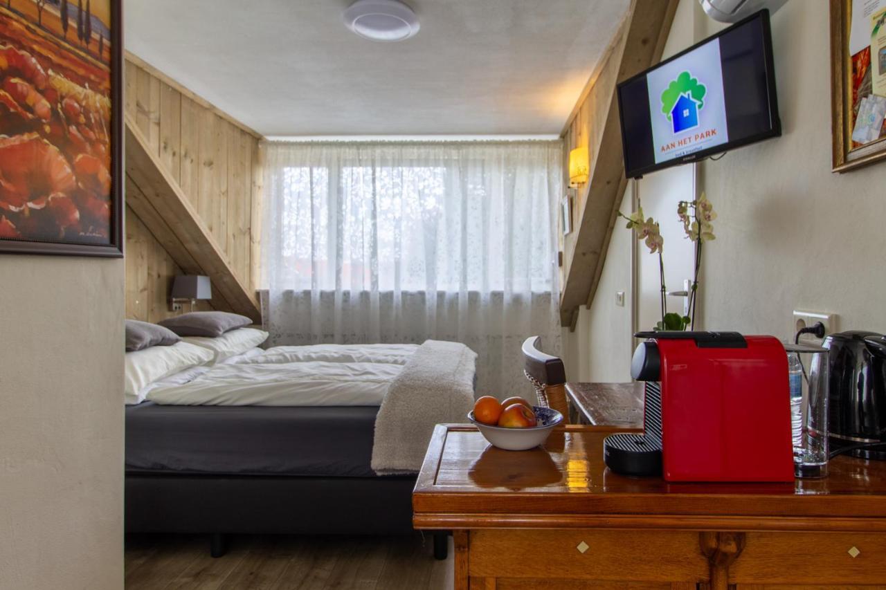 B&B Aan Het Park Эйндховен Экстерьер фото